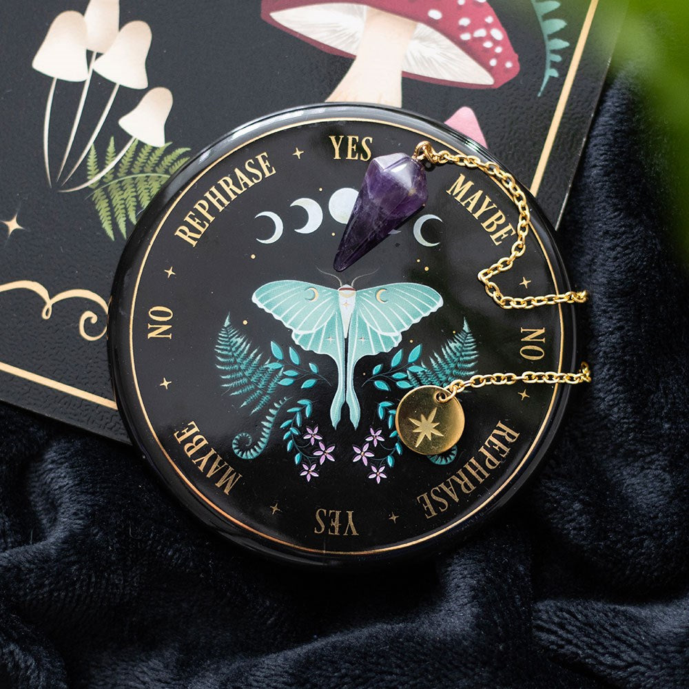 Luna Moth Pendelsett